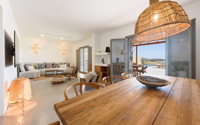 Elevated Villa with Panoramic Sea View